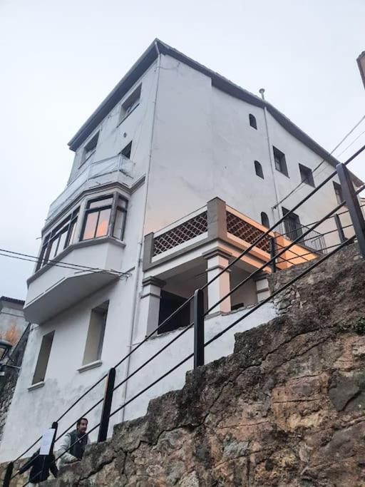 Un Tros De Sal. Casa Rural A Gerri De La Sal. Gerri de la Sal Exterior foto